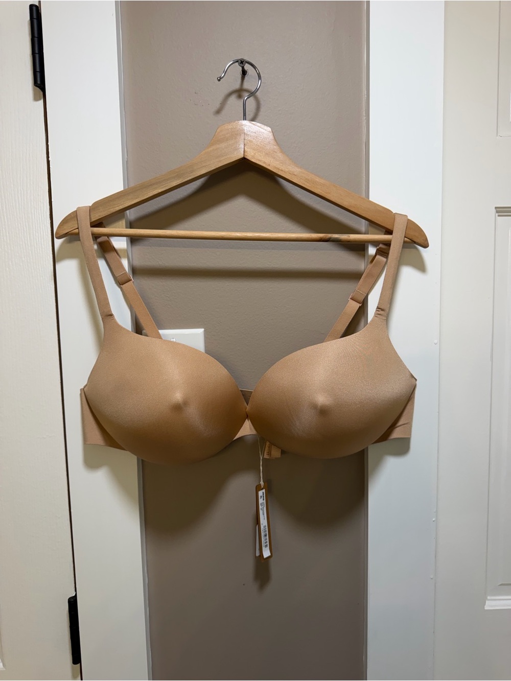 Skims Ultimate Nipple Wireless Push Up Bra in Clay